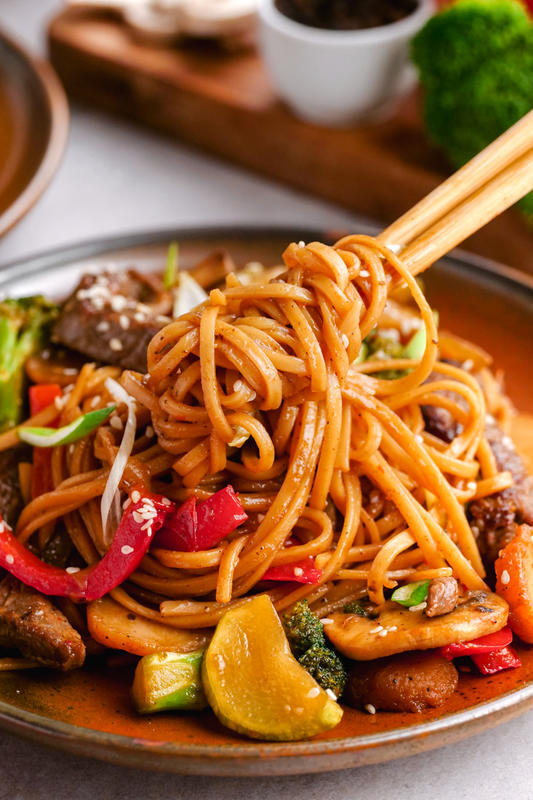 Beef Lo Mein